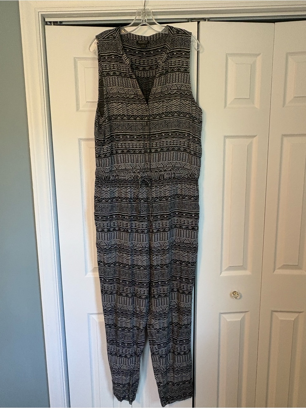 Lucky Brand Black and White Sleeveless Printed Jumpsuit